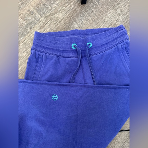 LULULEMON Blue Sweatpants - Picture 3 of 4